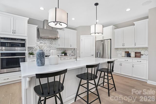 3814 Dahlia Drive, Harrisburg, NC 28075
