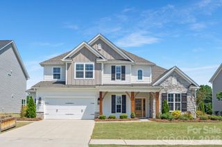 3814 Dahlia Drive, Harrisburg, NC 28075