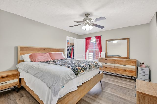 1014 Spire Way Dr, Castalian Springs, TN 37031