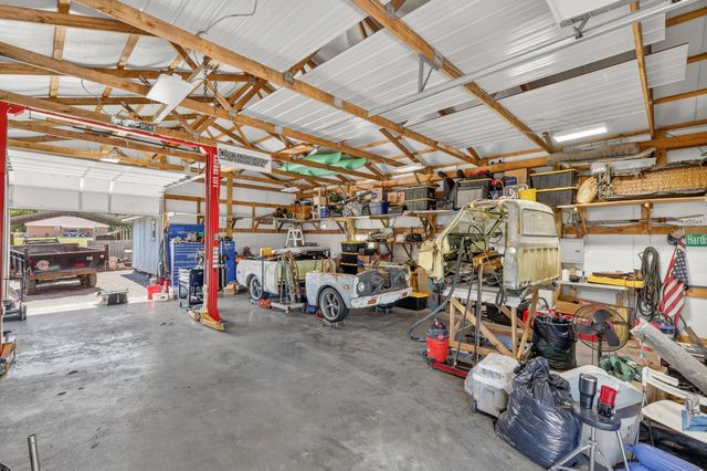 1014 Spire Way Dr, Castalian Springs, TN 37031