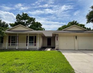 21311 Meadowhill Drive, Spring, TX 77388