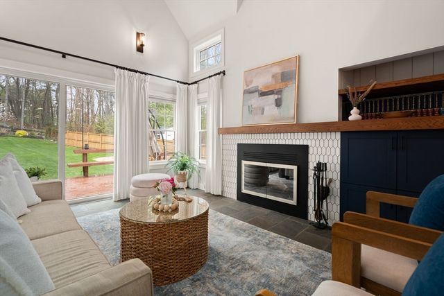 40 Mohawk Dr., Acton, MA 01720