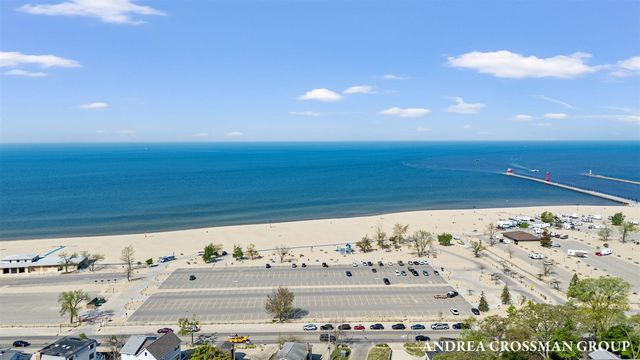 140 Grand Avenue, Grand Haven, MI 49417