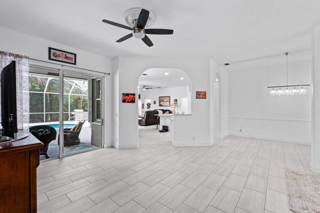 16685 63 Road N, Loxahatchee, FL 33470