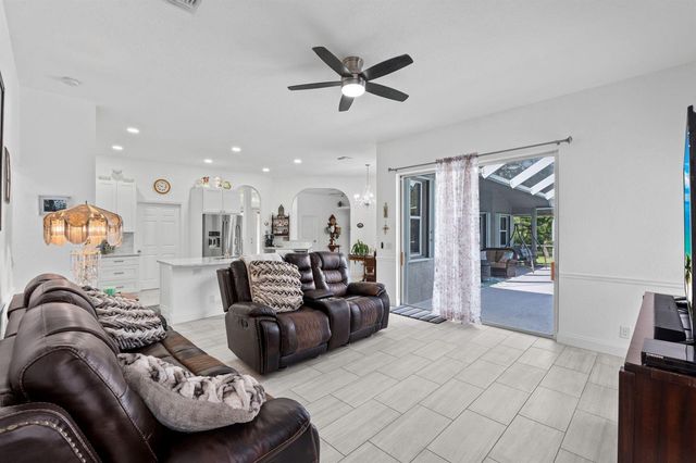 16685 63 Road N, Loxahatchee, FL 33470