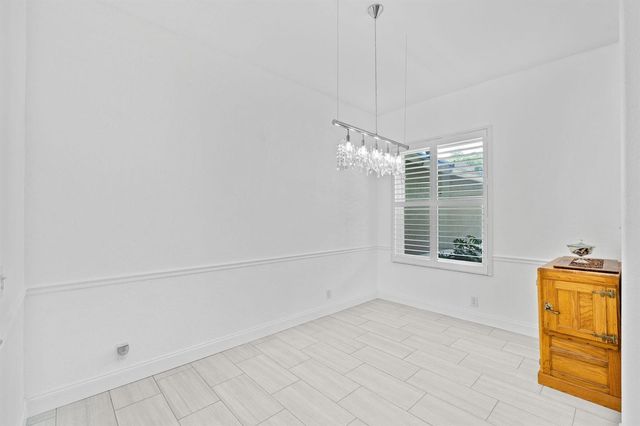16685 63 Road N, Loxahatchee, FL 33470