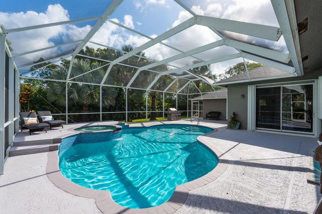 16685 63 Road N, Loxahatchee, FL 33470