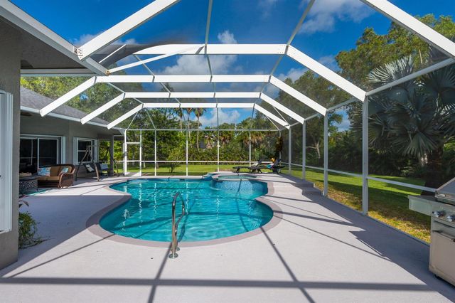 16685 63 Road N, Loxahatchee, FL 33470