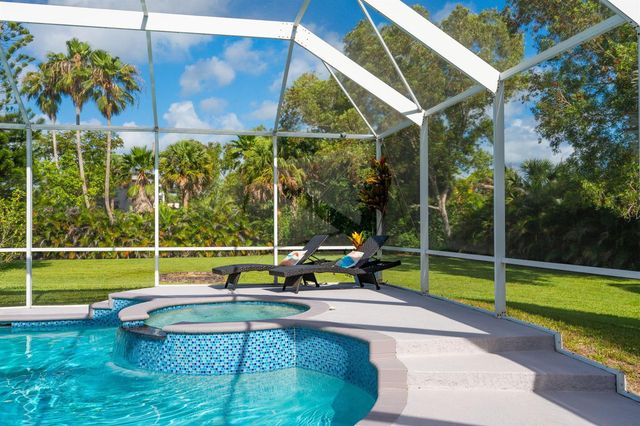 16685 63 Road N, Loxahatchee, FL 33470