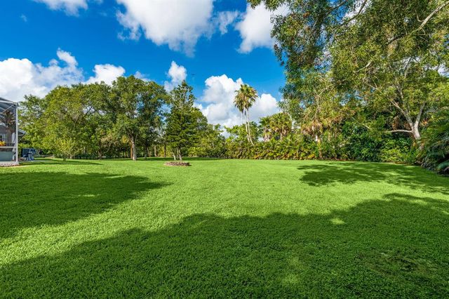 16685 63 Road N, Loxahatchee, FL 33470