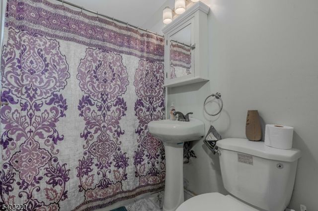 916 Stuyvesant Ave, Irvington Twp., NJ 07111