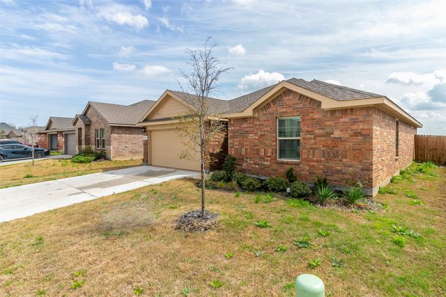1905 Skylar Lane, Cleburne, TX 76033