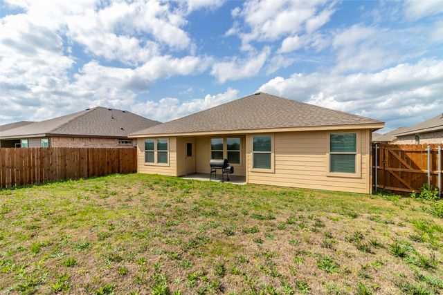 1905 Skylar Lane, Cleburne, TX 76033