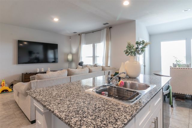 1905 Skylar Lane, Cleburne, TX 76033