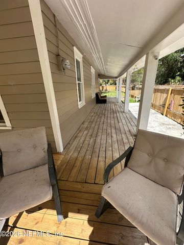 112 PUTNAM Avenue, East Palatka, FL 32131