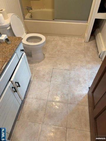 172 Godwin Avenue, Wyckoff, NJ 07481