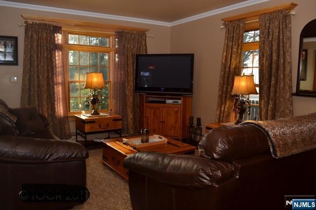 172 Godwin Avenue, Wyckoff, NJ 07481