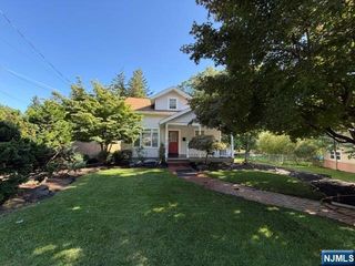 172 Godwin Avenue, Wyckoff, NJ 07481