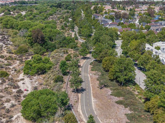 26943 Hillsborough Parkway 25, Valencia, CA 91354