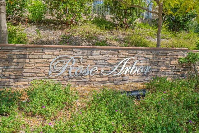 26943 Hillsborough Parkway 25, Valencia, CA 91354