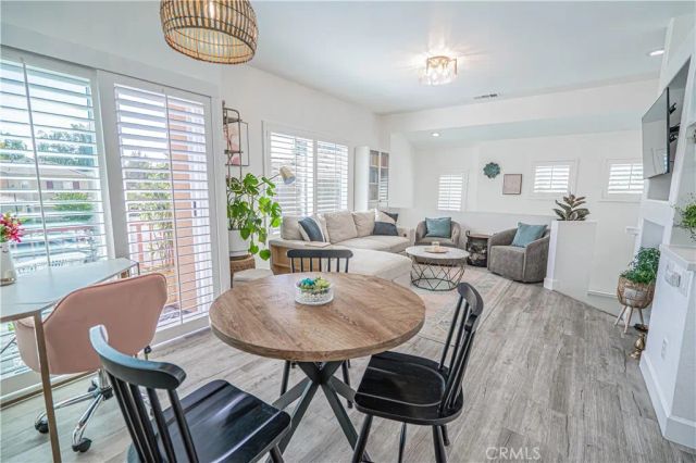 26943 Hillsborough Parkway 25, Valencia, CA 91354