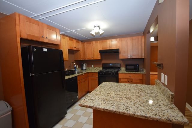 43 Mccormick 52, Stoughton, MA 02072