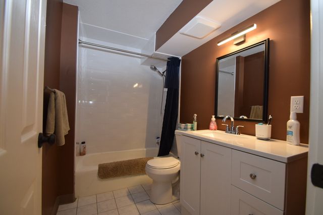 43 Mccormick 52, Stoughton, MA 02072