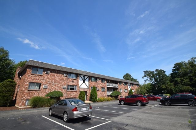 43 Mccormick 52, Stoughton, MA 02072