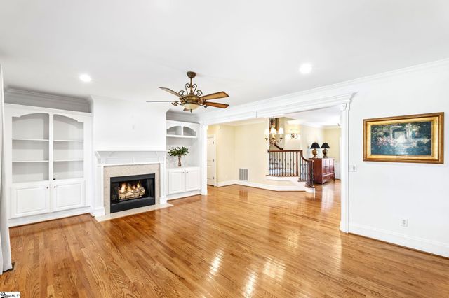 504 Cypress Links Way, Taylors, SC 29687