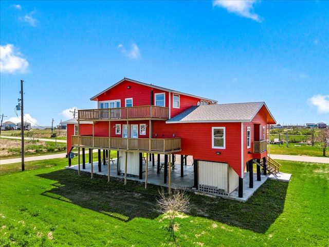 920 17th, Port Bolivar, TX 77650