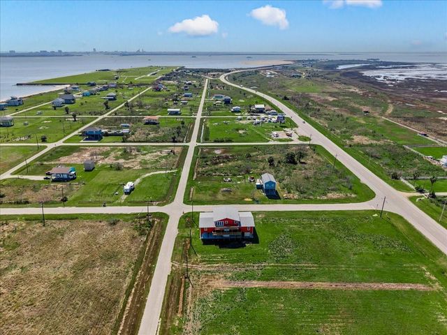 920 17th, Port Bolivar, TX 77650