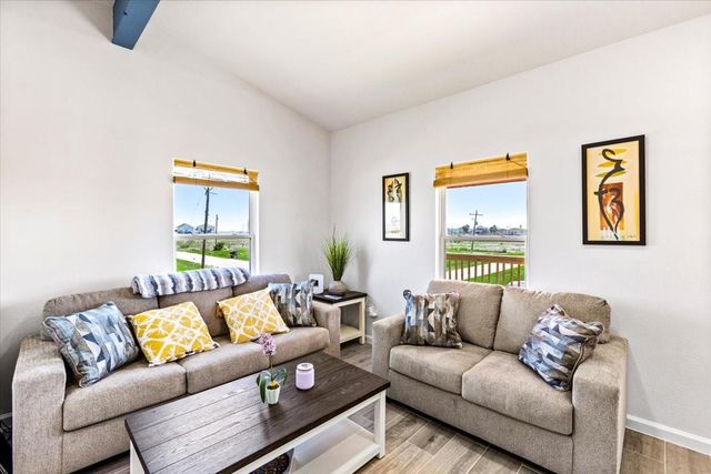 920 17th, Port Bolivar, TX 77650