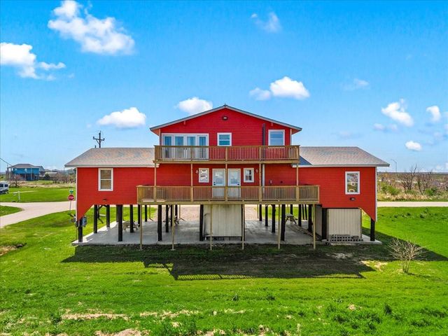 920 17th, Port Bolivar, TX 77650