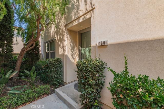 160 Pathway, Irvine, CA 92618