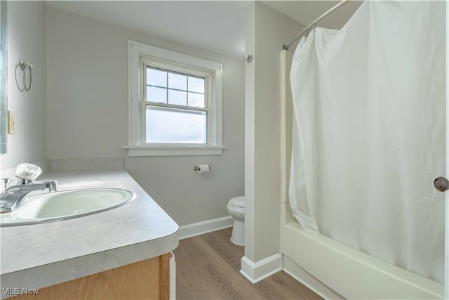 2246 7th Street SW, Akron, OH 44314