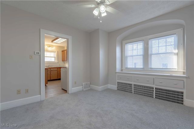 2246 7th Street SW, Akron, OH 44314