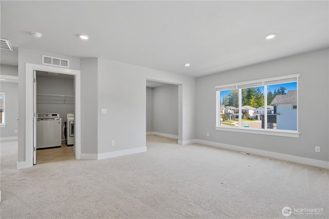 6302 SW 206th Pl, Lynnwood, WA 98036
