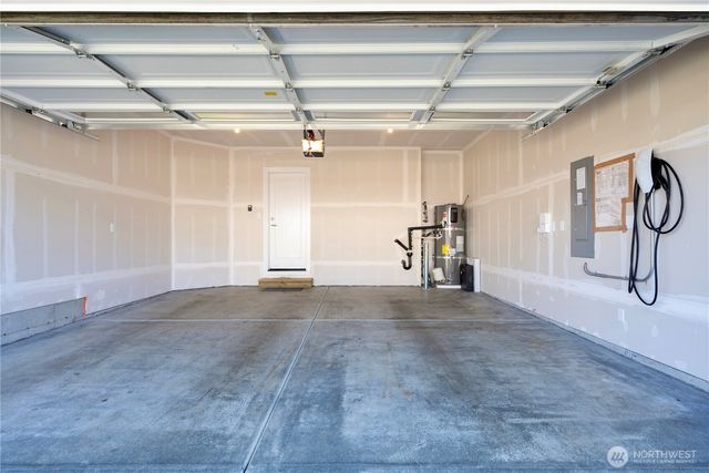 6302 SW 206th Pl, Lynnwood, WA 98036