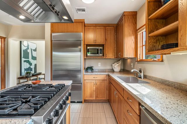 610 S Camino Real, Palm Springs, CA 92264