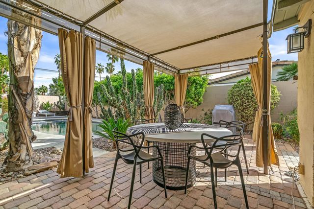 610 S Camino Real, Palm Springs, CA 92264