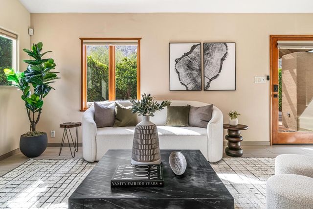 610 S Camino Real, Palm Springs, CA 92264