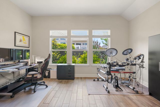 141 Falabella TRL, Georgetown, TX 78626