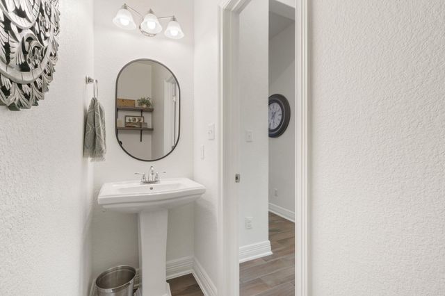 141 Falabella TRL, Georgetown, TX 78626