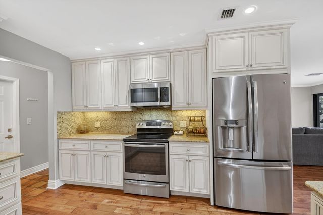 5586 N Ocean Boulevard 35g, Ocean Ridge, FL 33435