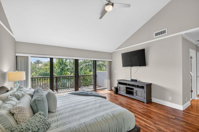 5586 N Ocean Boulevard 35g, Ocean Ridge, FL 33435