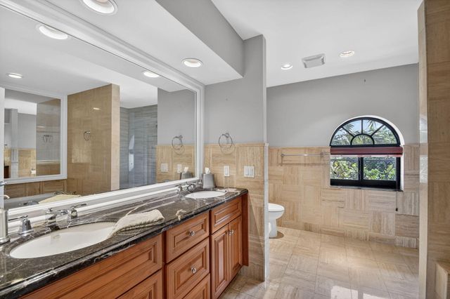 5586 N Ocean Boulevard 35g, Ocean Ridge, FL 33435