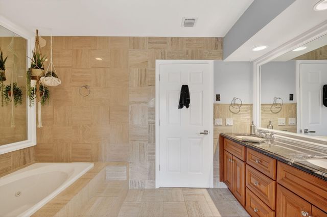 5586 N Ocean Boulevard 35g, Ocean Ridge, FL 33435