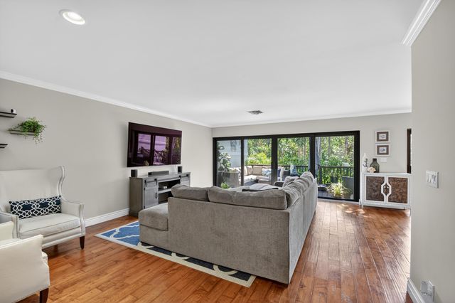 5586 N Ocean Boulevard 35g, Ocean Ridge, FL 33435