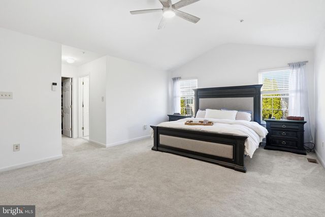 930 RED COAT FARM DR, Chalfont, PA 18914