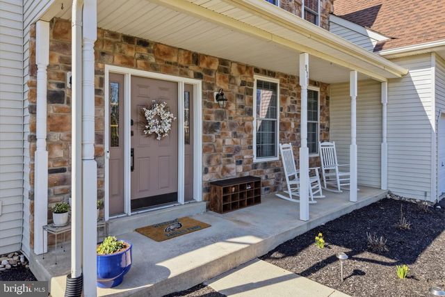 930 RED COAT FARM DR, Chalfont, PA 18914